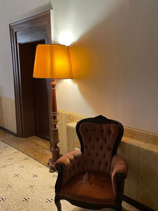 Palazzo Suite Ducale Venedik 0*,  İtalya